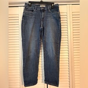 Levi capri jeans